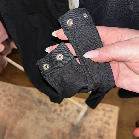 🖤 Boohoo Plus Basic Off the Shoulder Long Sleeve Bodysuit - New With Tags! - Picture 7 of 8